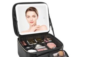 Relavel Travel Makeup Bag With LED Mirror, Cosmetic Train Case with Light up Mirror, Portable Makeup Artist Organizer Bag with Adjustable Dividers, Makeup Brush Holder Storage, Black