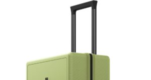 LEVEL8 Carry on Luggage Airline Approved with Spinner Wheels, 20 inch, Lightweight Luminous Textured Travel Luggage, Tsa Lock Cabin Luggage, For Women, 20-Inch Carry-On, Pickle Green