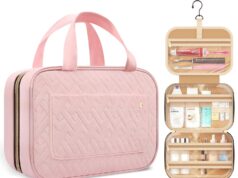 HOTOR Travel Toiletry Bag for Women with Hanging Hook – Portable Cosmetic Case, Toiletry Bag for Traveling Women, Waterproof Travel Essentials, Pink