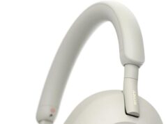 Sony WH-1000XM5 Noise Canceling Wireless Headphones – 30hr Battery Life – Over-Ear Style – Optimized for Alexa and Google Assistant – Built-in mic for Calls – Silver International Version