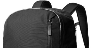 Bellroy Transit Backpack (Carry-on Travel Backpack, Generous 28 Liter Capacity, Water-resistant Woven Fabric, Quick Access 15″ Laptop Compartment) – Black