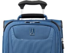 Travelpro Maxlite 5 Softside Expandable Carry on Luggage with 4 Spinner Wheels, Lightweight Suitcase, Men and Women, Ensign Blue, Carry On 21-Inch