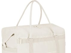 BAGSMART Travel Duffle Bag for Women, Multi Pockets Carry On Weekender Overnight Bag, Large Travel Tote Bag for Personal Items, Beige