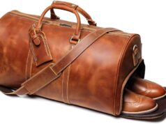 Leather Travel Duffel Bag, Mens Classic Gift Leather Weekend Bag Overnight Full Grain Retro Sport Gym Carry on Luggage YKK Zipper (Brown)