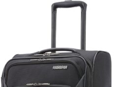 AMERICAN TOURISTER 4 KIX 2.0 Softside Expandable Luggage, Black, 20 Spinner