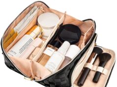 stona Travel Makeup Bag for Women, Large Capacity PU Leather Waterproof Checkered Cosmetic Bags, Portable Pouch Open Flat Toiletry Bag, Make up Organizer with Divider and Handle, Black