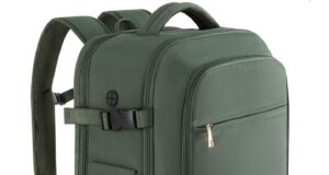 Travel Backpack for Men Women, Carry on Backpack, Flight-approved Backpack for Traveling, 40L Personal Item Travel Backpack Bag Luggage, Peacock Green
