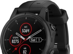 Garmin fenix 5s Plus, Smaller-Sized Multisport GPS Smartwatch, Features Color Topo Maps, Heart Rate Monitoring, Music and Contactless Payment, Black