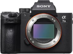 SONY a7 III Full-Frame Mirrorless Interchangeable-Lens Camera Optical with 3-Inch LCD, Black (ILCE7M3/B) (Renewed)