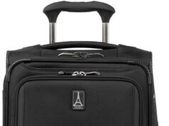 Travelpro Crew Classic Lightweight Softside Expandable Carry on Luggage, 8 Wheel Spinner Suitcase, Men and Women, Carry On 21-Inch, Black